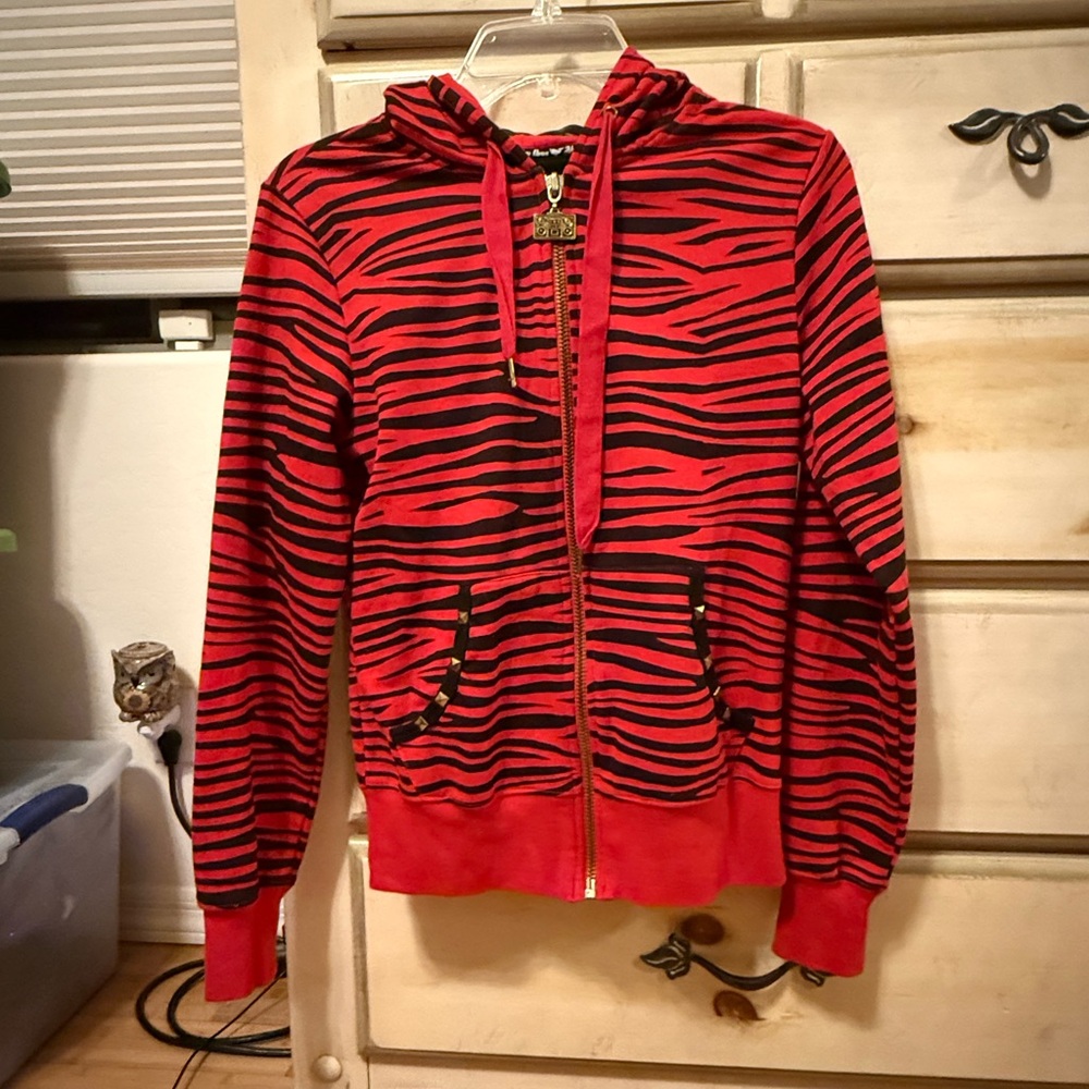 THE ABBEY DAWN EPIC RED STUDDED ZEBRA STEREO HOODIE. Rare. Iconic. Sz L. Emo - Picture 2 of 12
